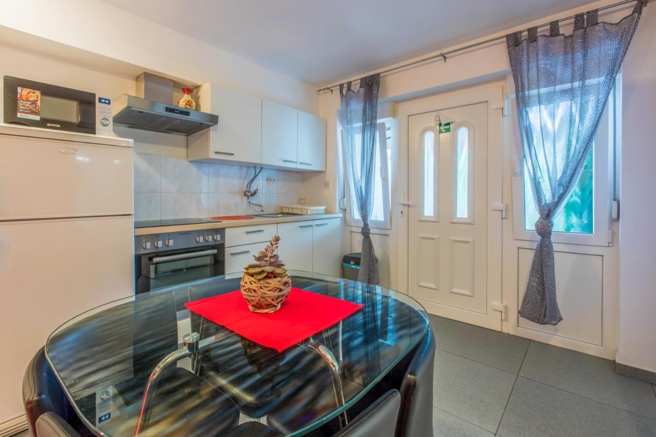 Studio Crikvenica 5478B ภายนอก รูปภาพ